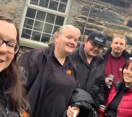 Working with us 3 alt=""