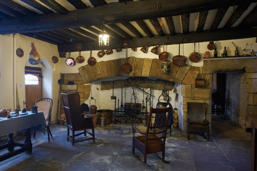 bolling hall ghost hunt