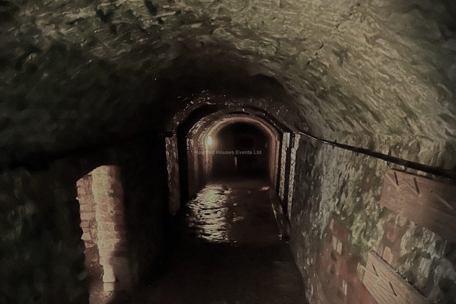 wisbech castle and vaults ghost hunt, cambridgeshire ghost hunts