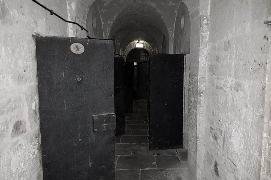 opens doors to jail cells