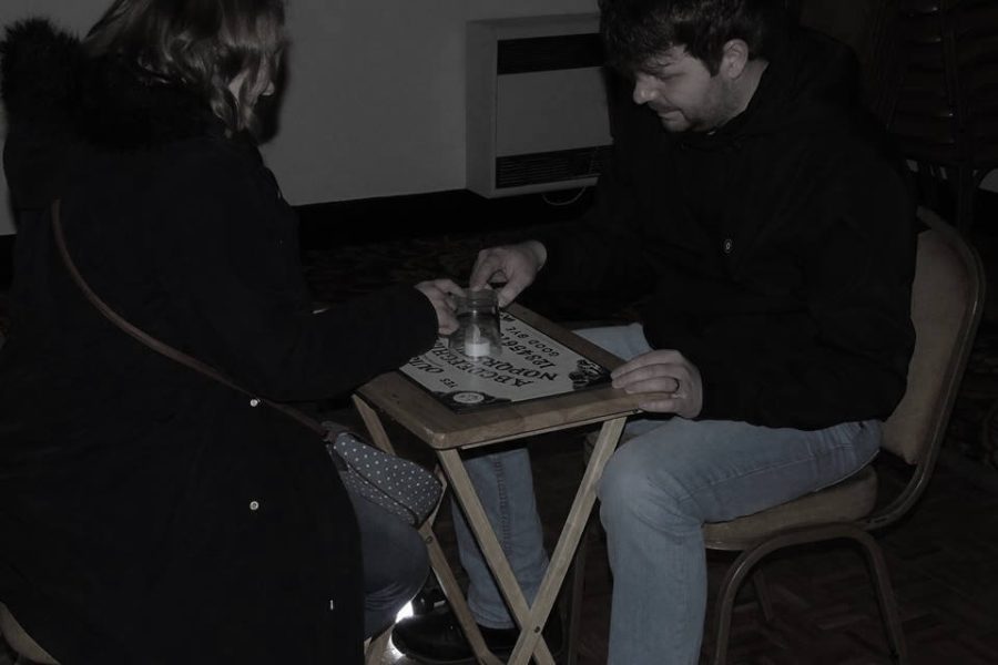 Walton Hall people using ouija board